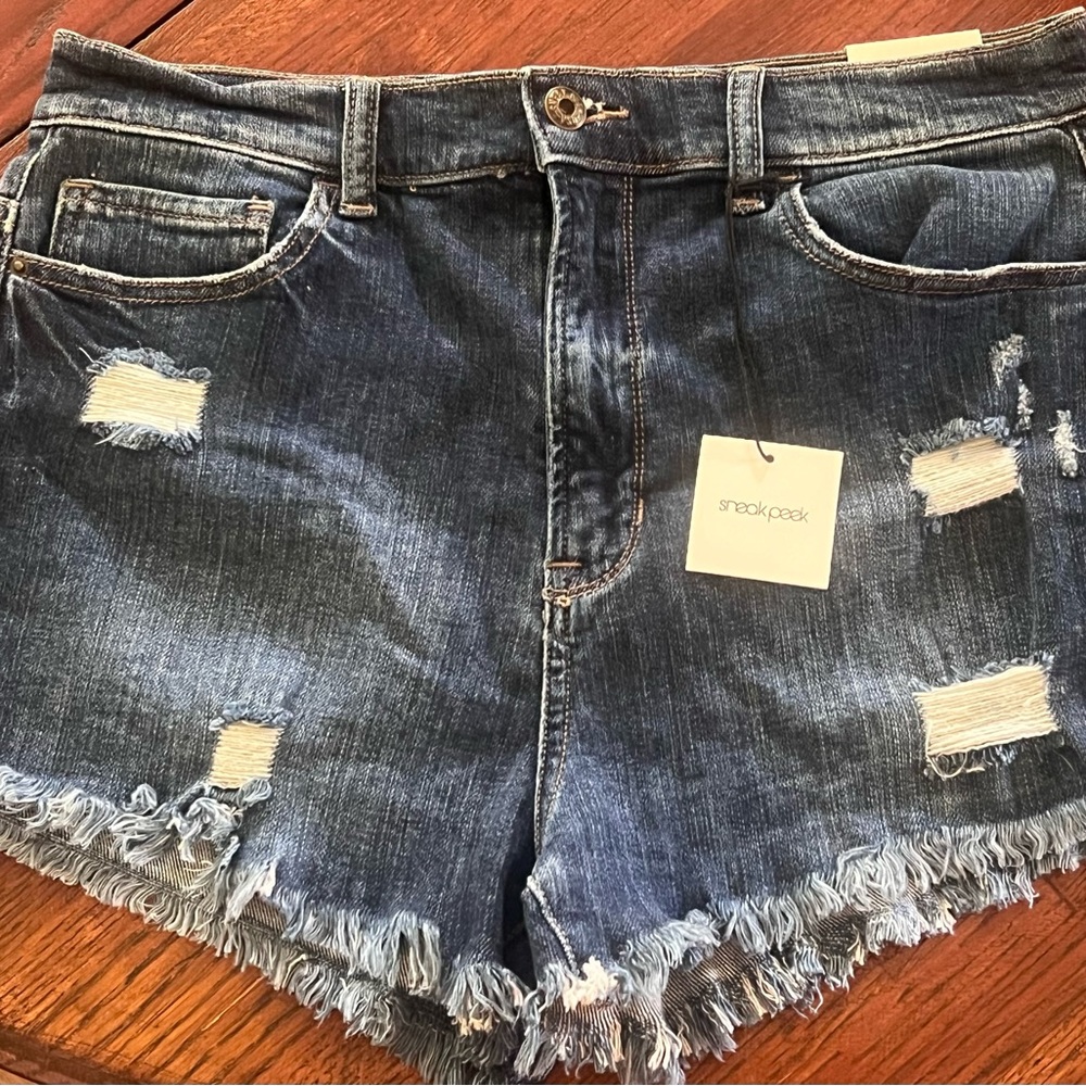 BRAND NEW W/ TAGS SNEAK PEEK High Rise Shorts Size LARGE